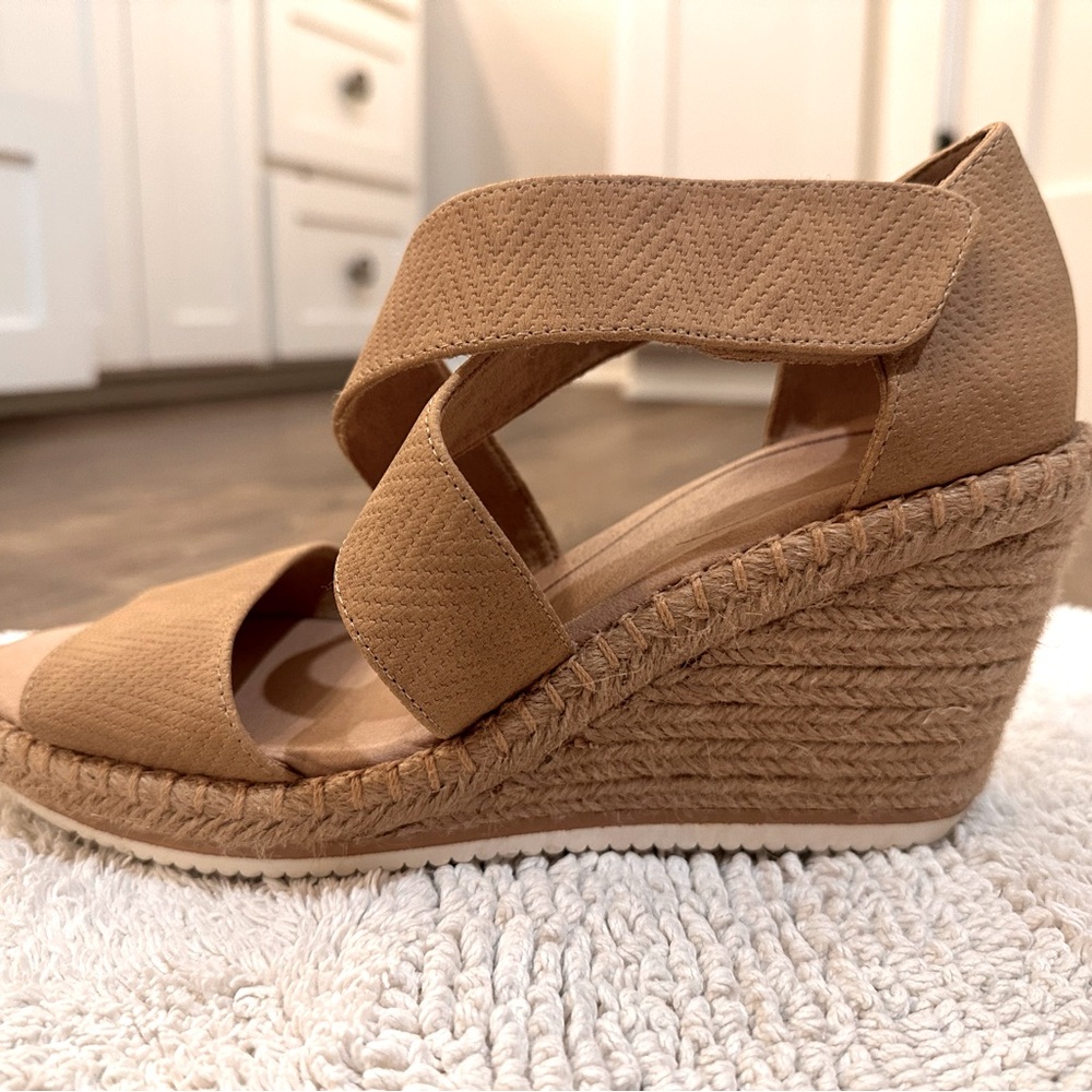 Dr. Scholl’s wedge. Size 10. Worn twice